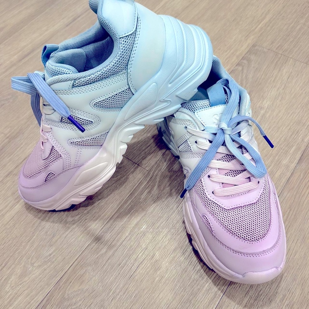 Steve Madden pastel ombre gradient Sneakers 7